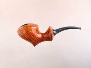 Acorn pipe made of briar and ebonite, handmade by Arcangelo Ambrosi