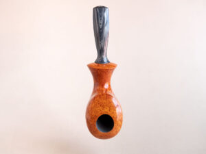 Acorn pipe made of briar and ebonite, handmade by Arcangelo Ambrosi