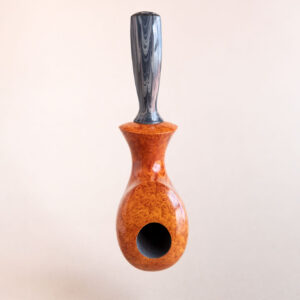 Acorn pipe made of briar and ebonite, handmade by Arcangelo Ambrosi