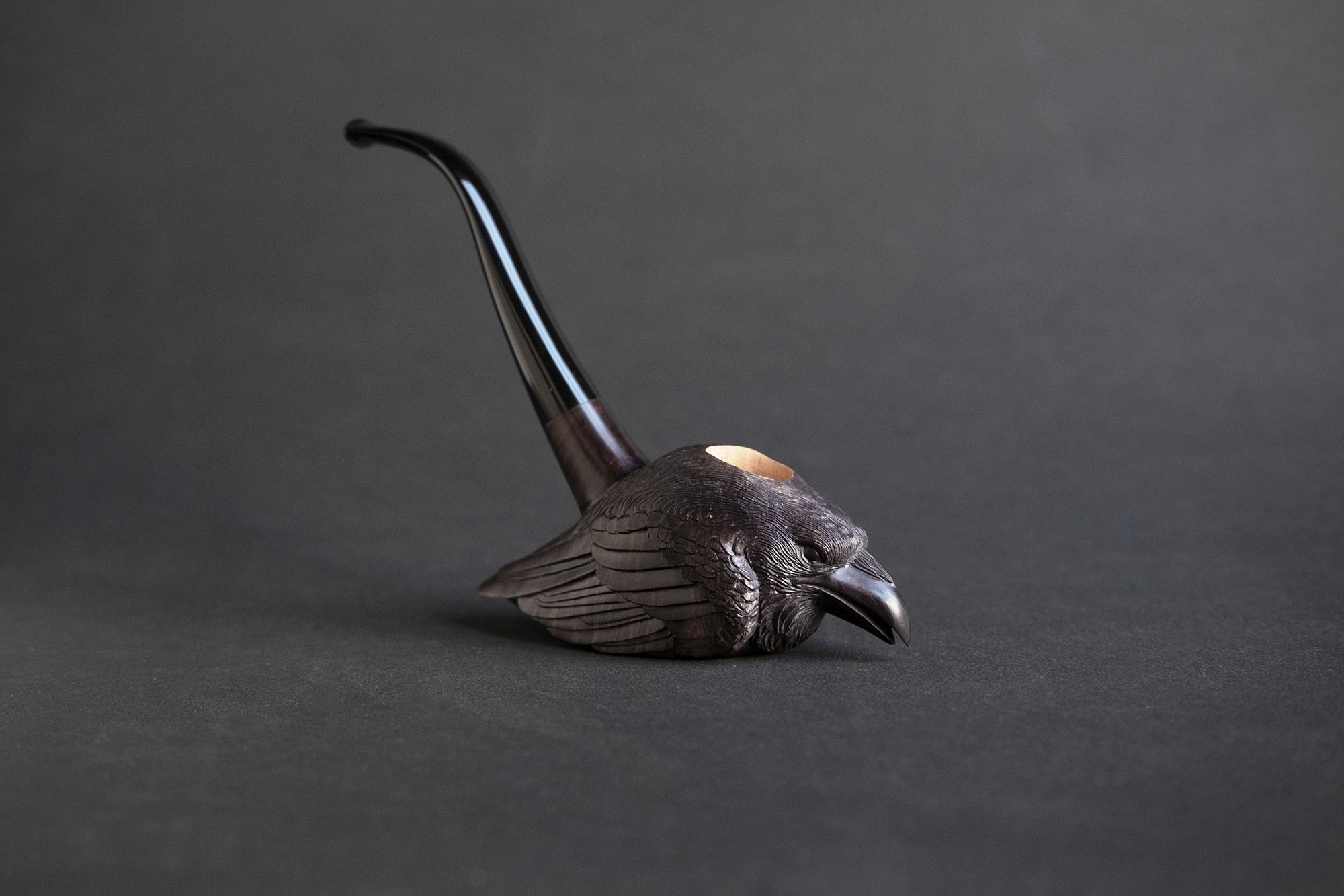 Raven tobacco pipe, sculptural pipe hand carved by Arcangelo Ambrosi (commissioned)