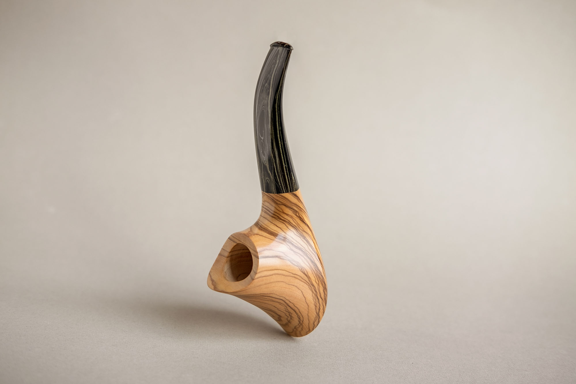 Volcano smoking pipe handcrafted by Arcangelo Ambrosi