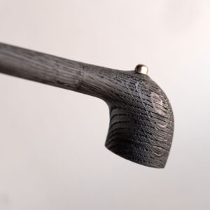 Aragorn fossil editon, a churchwarden pipe made of bog oak