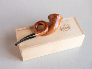 Hunting Horn, tobacco pipe made of briar, hand crafted by Arcangelo Ambrosi