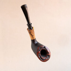 Dublin pipe sandblasted with boxwood shank