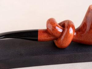 Knotted smoking pipe made of briar, handmade by Arcangelo Ambrosi