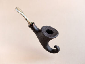 Pixie sandblasted smoking pipe